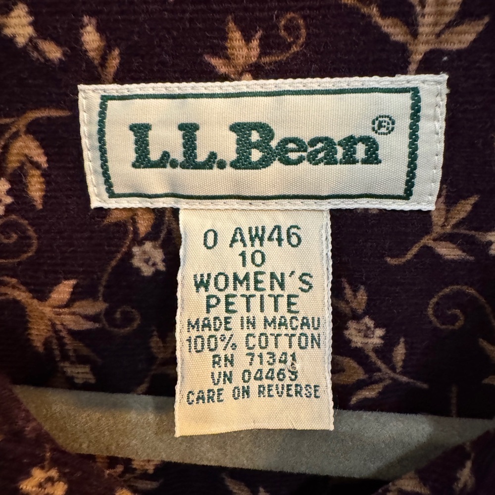 L.L. Bean Vintage Purple Floral Corduroy Maxi Dress
Size 10P - Picture 6 of 6